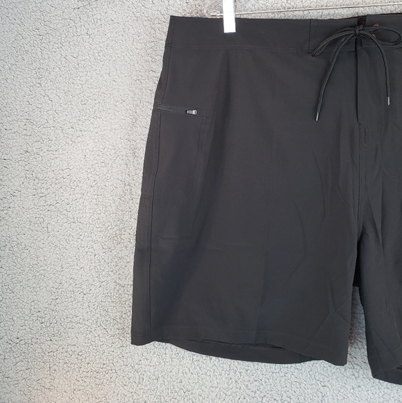 Toes on the Nose Black Board Beach Surf Shorts sz 42 Quick Dry Stretch - Picture 4 of 12